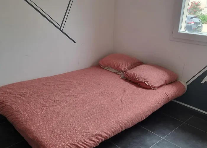Maison 8 Couchages Clim, Plage A Pied, Petite Piscine