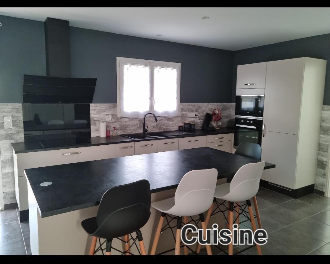 Maison 8 Couchages Clim, Plage A Pied, Petite Piscine * Port-la-Nouvelle