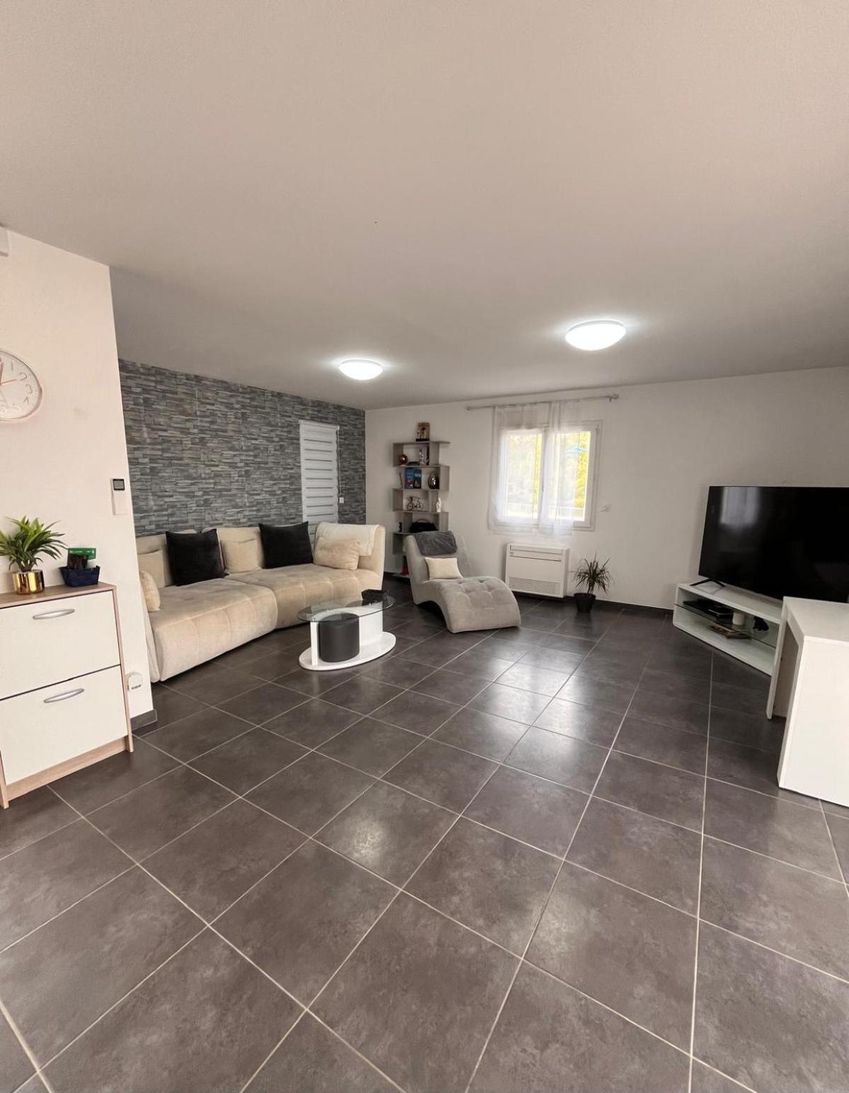 Holiday home Maison 8 Couchages Clim, Plage A Pied, Petite Piscine